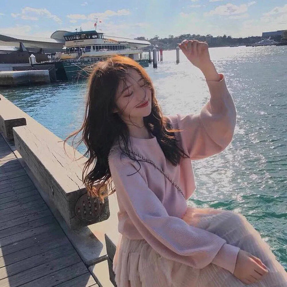 榆木湖边的房子
